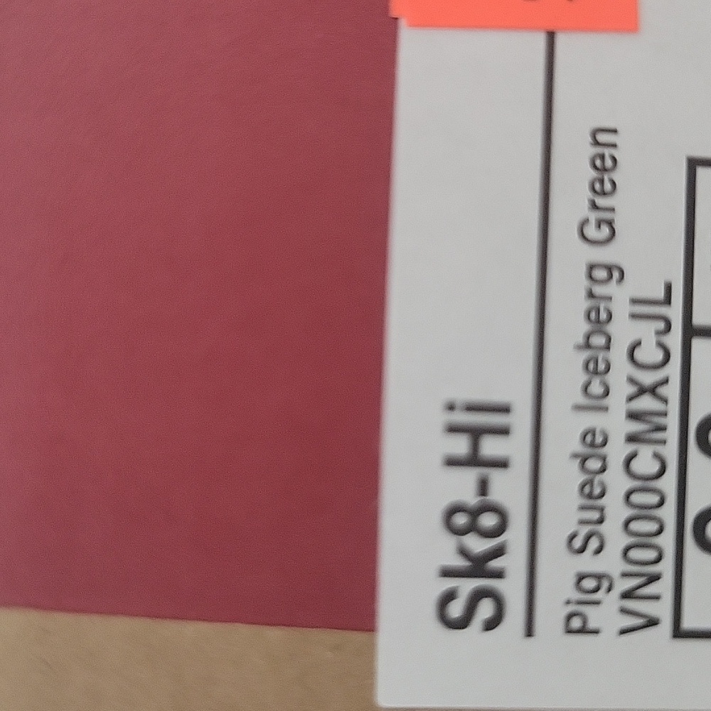 Van's SK8-Hi Brand new in the box - Picture 15 of 16